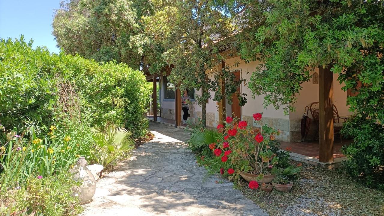 Agriturismo Le Vedute ビシェーリエ エクステリア 写真